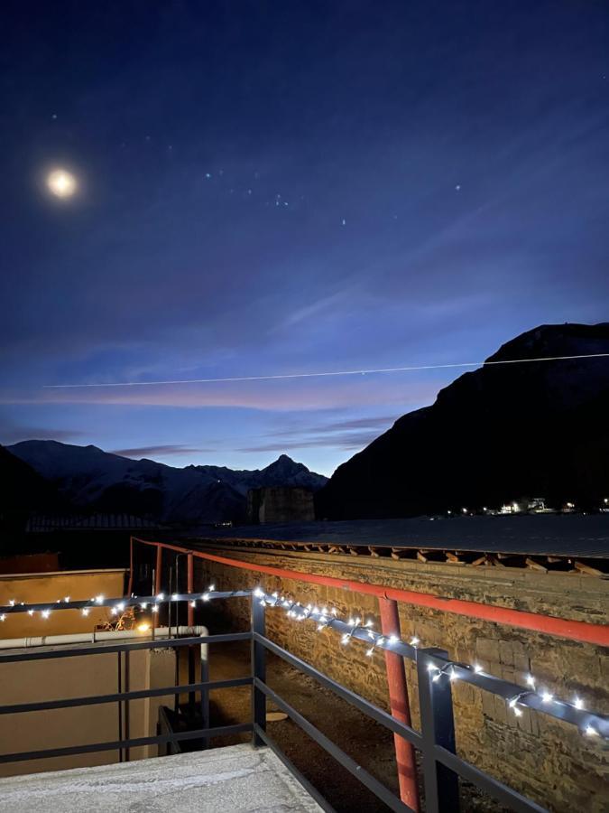 Hotel Belmonte Kazbegi Exterior foto